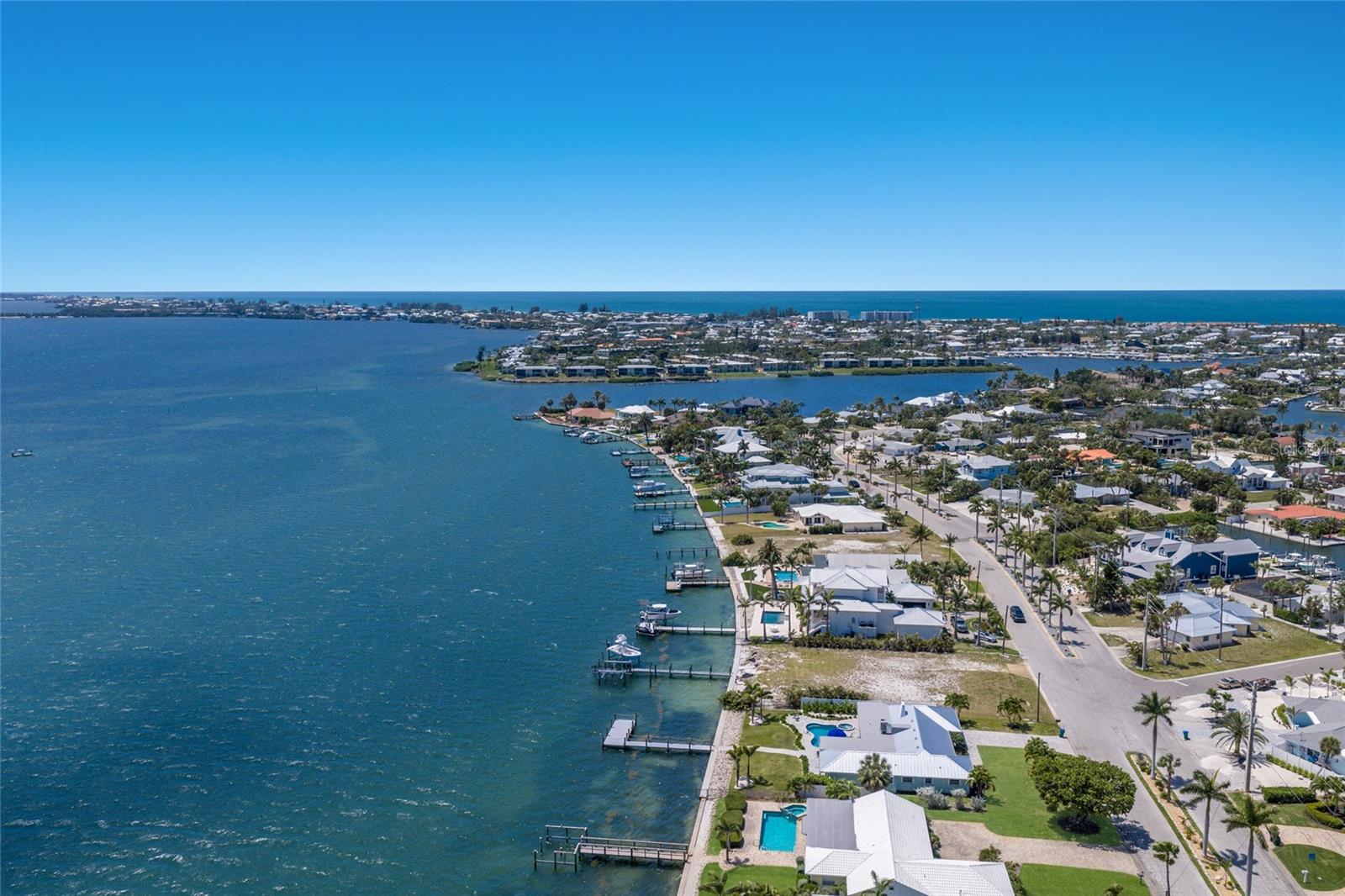 633 KEY ROYALE DR, HOLMES BEACH, FL, 34217