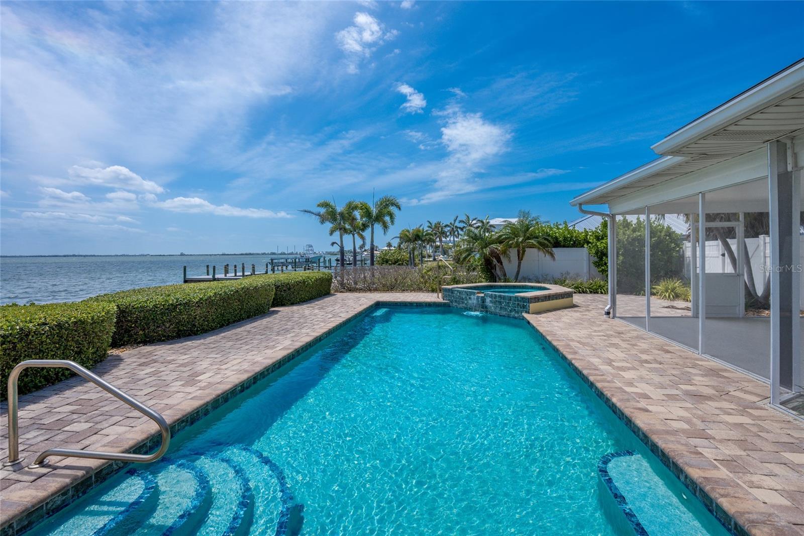 633 KEY ROYALE DR, HOLMES BEACH, FL, 34217