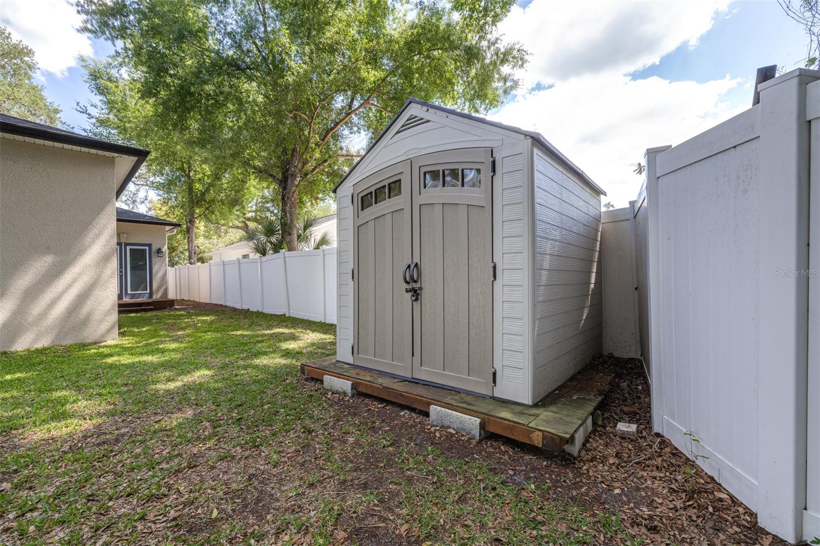 1505 E NORTH BAY ST, TAMPA, FL, 33610