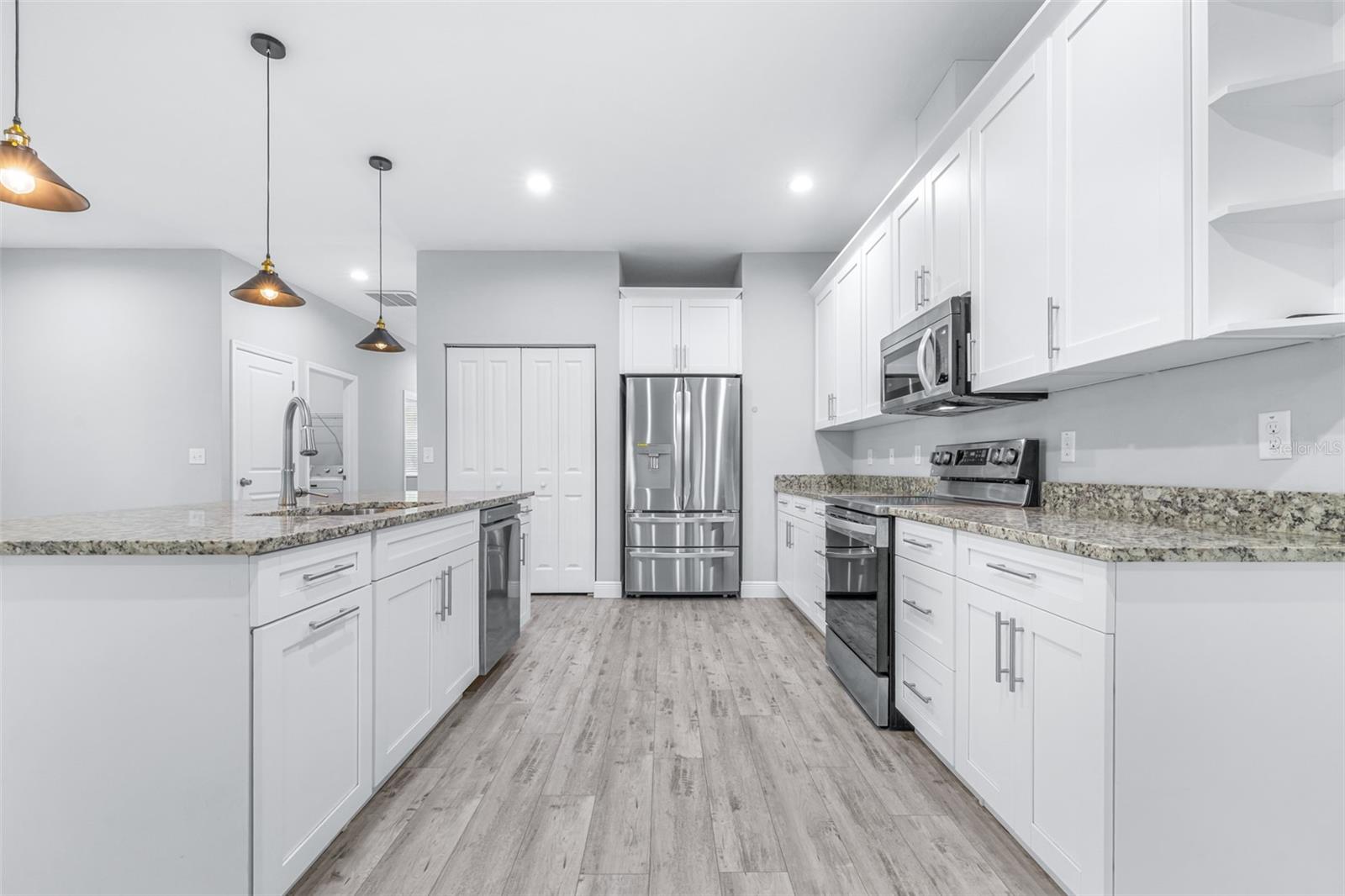 1505 E NORTH BAY ST, TAMPA, FL, 33610