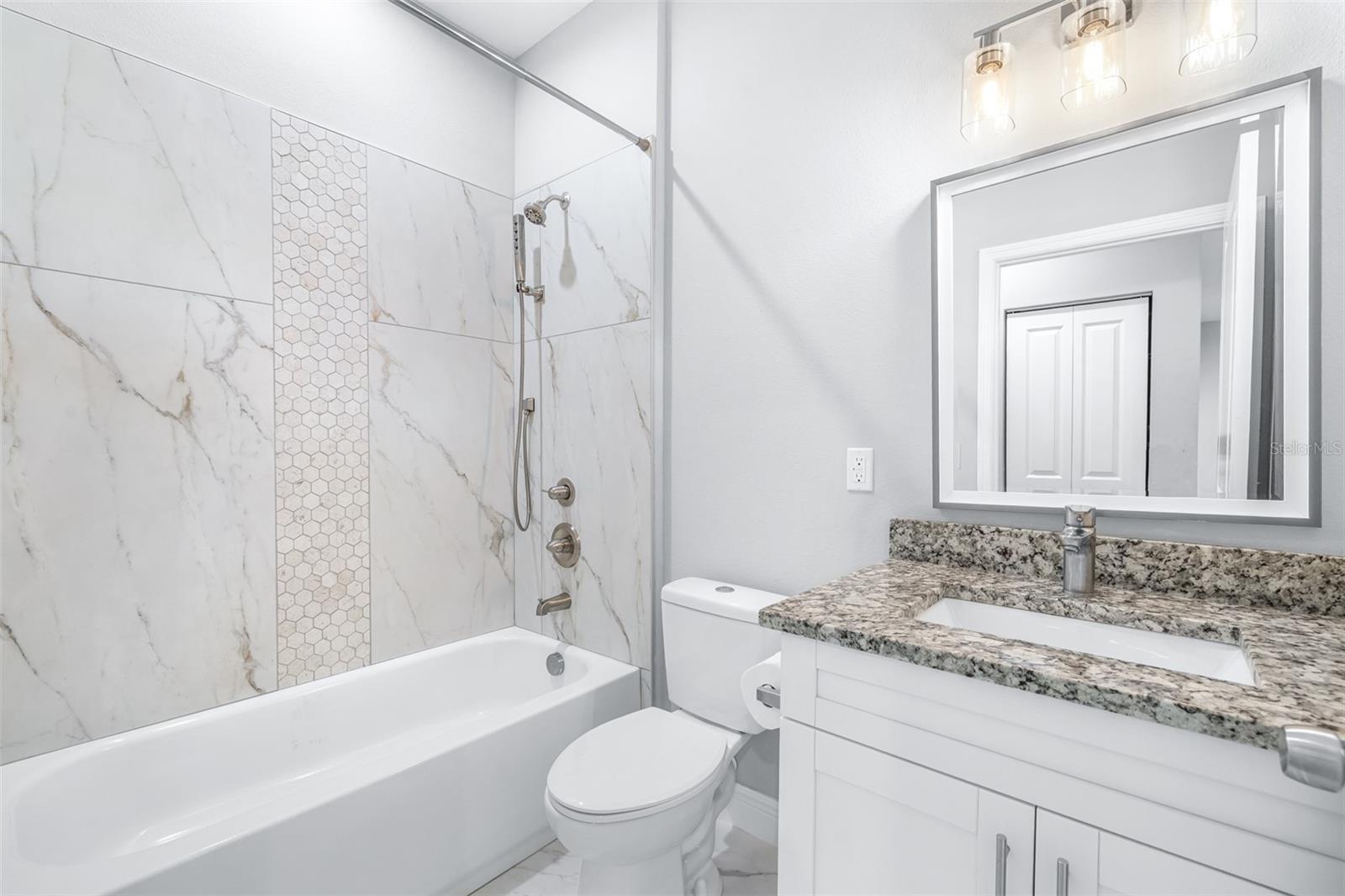 1505 E NORTH BAY ST, TAMPA, FL, 33610