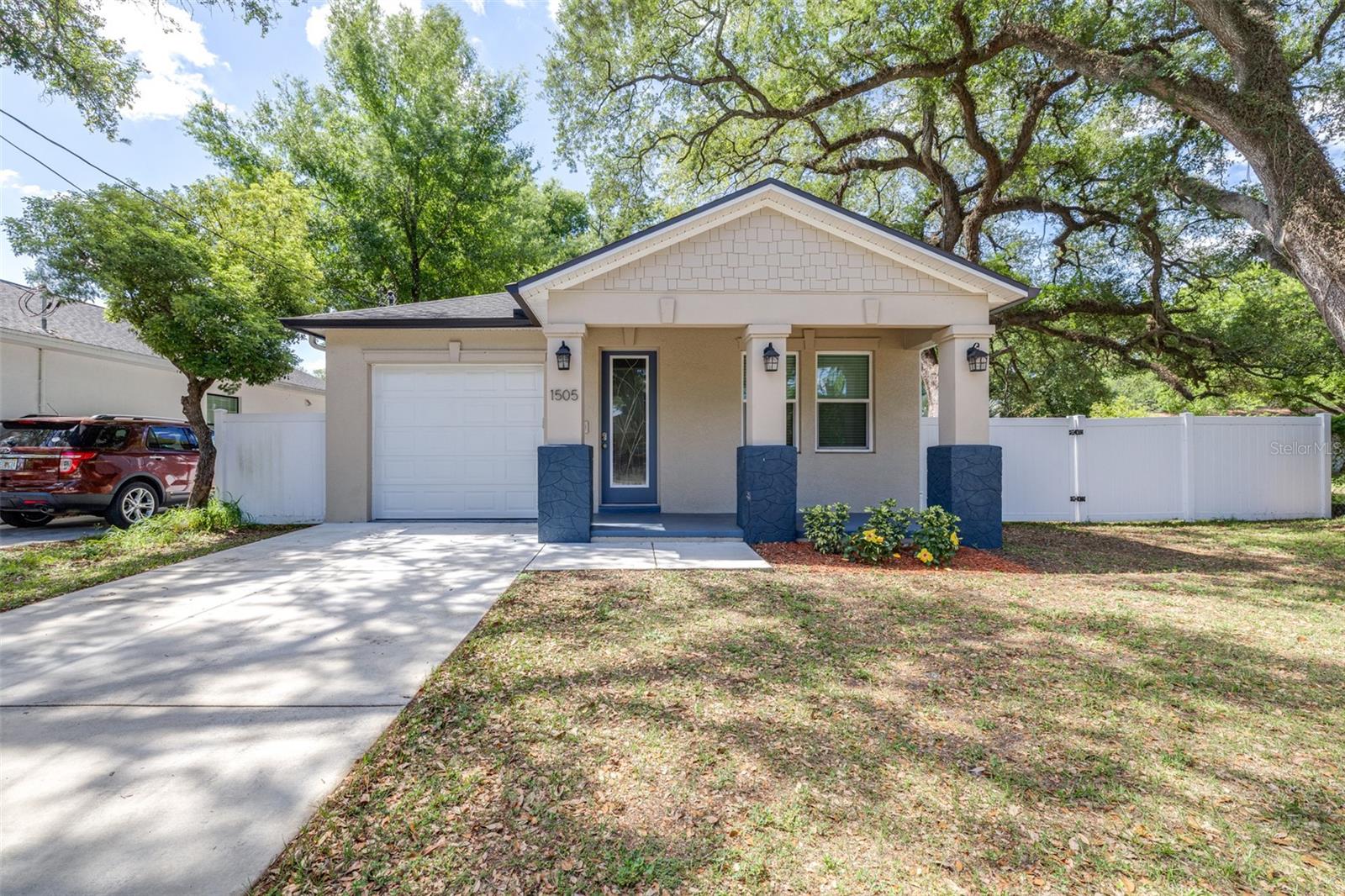 1505 E NORTH BAY ST, TAMPA, FL, 33610