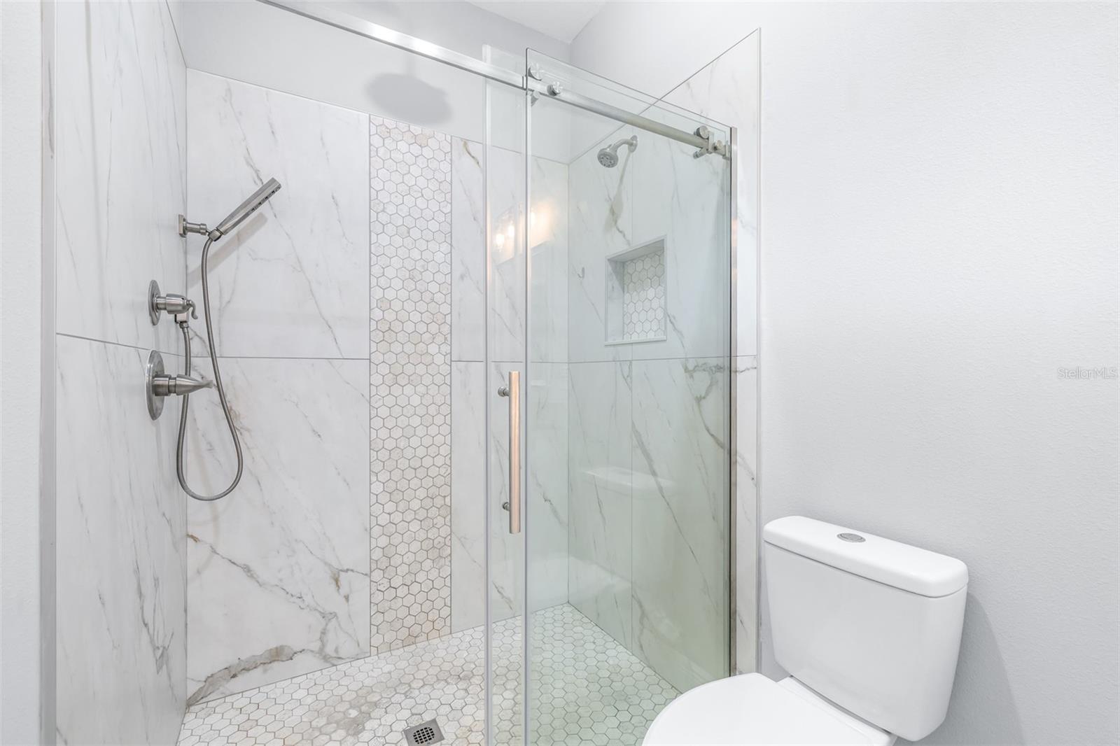 1505 E NORTH BAY ST, TAMPA, FL, 33610