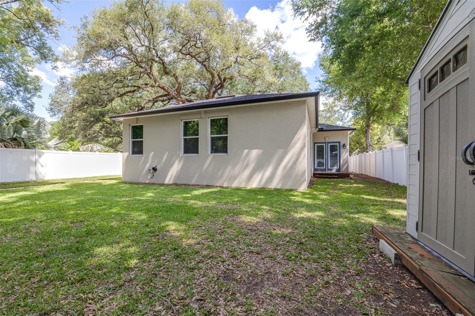 1505 E NORTH BAY ST, TAMPA, FL, 33610