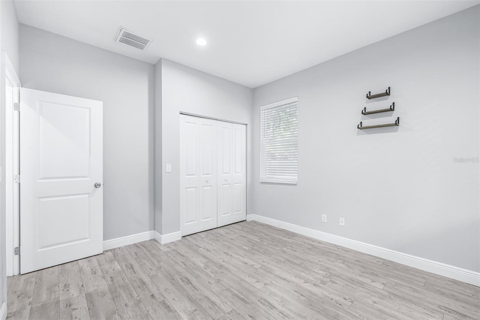 1505 E NORTH BAY ST, TAMPA, FL, 33610