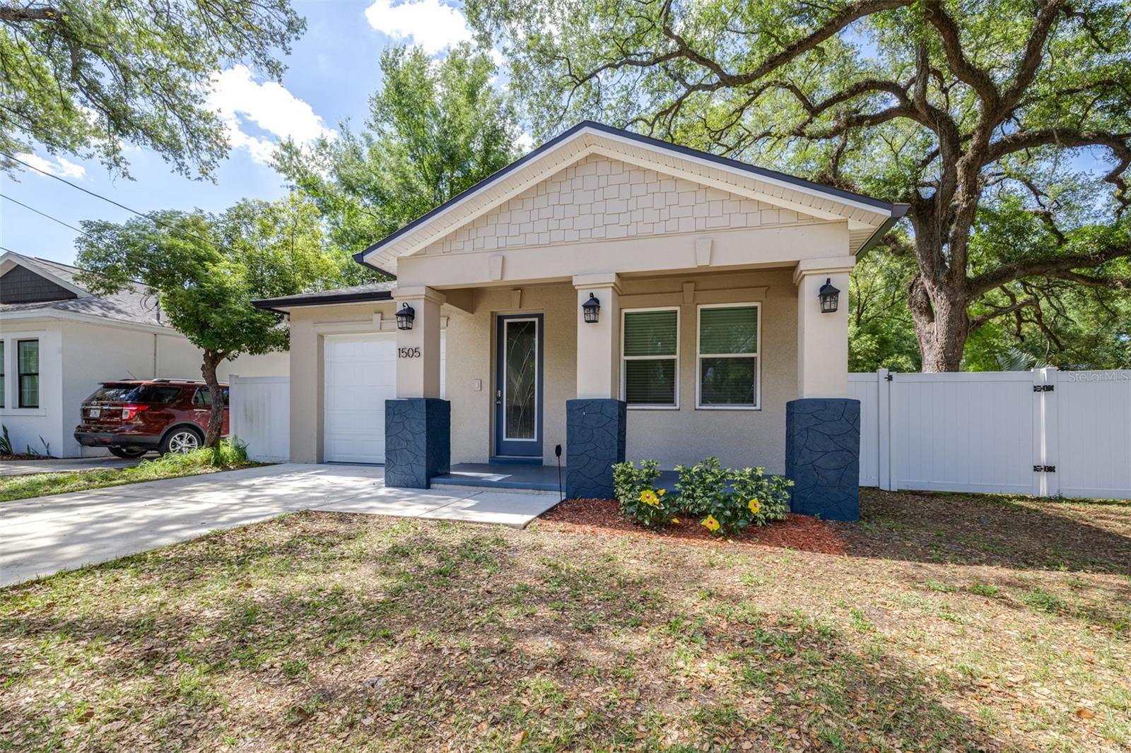 1505 E NORTH BAY ST, TAMPA, FL, 33610