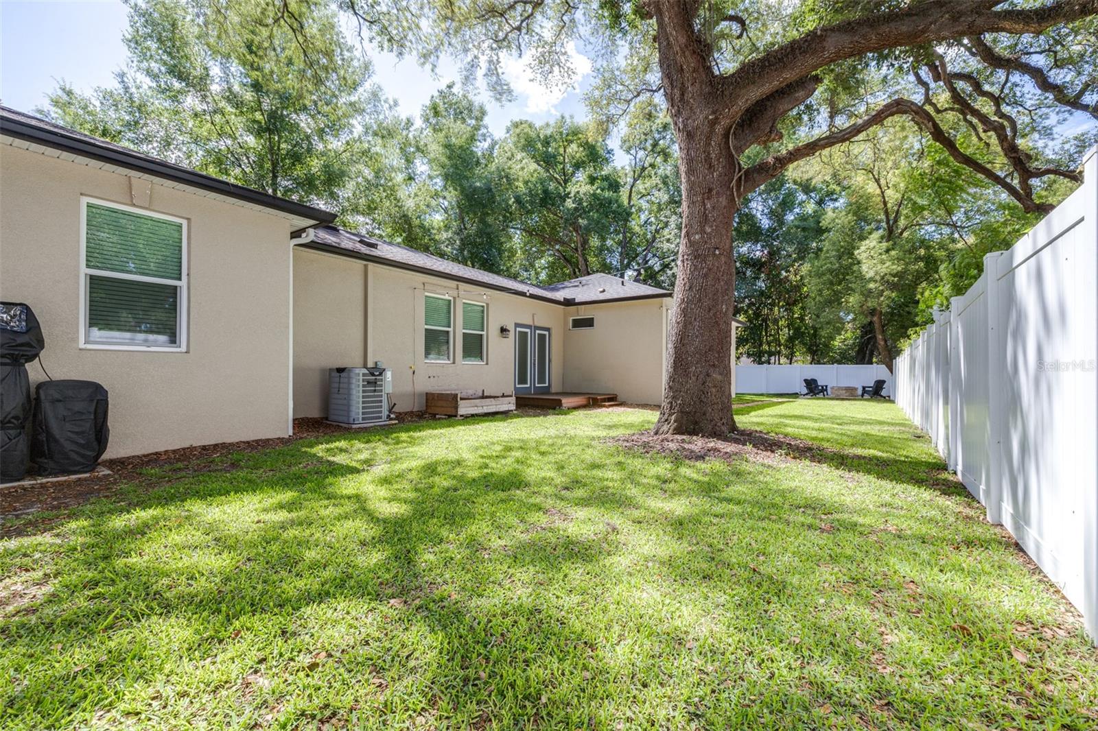 1505 E NORTH BAY ST, TAMPA, FL, 33610