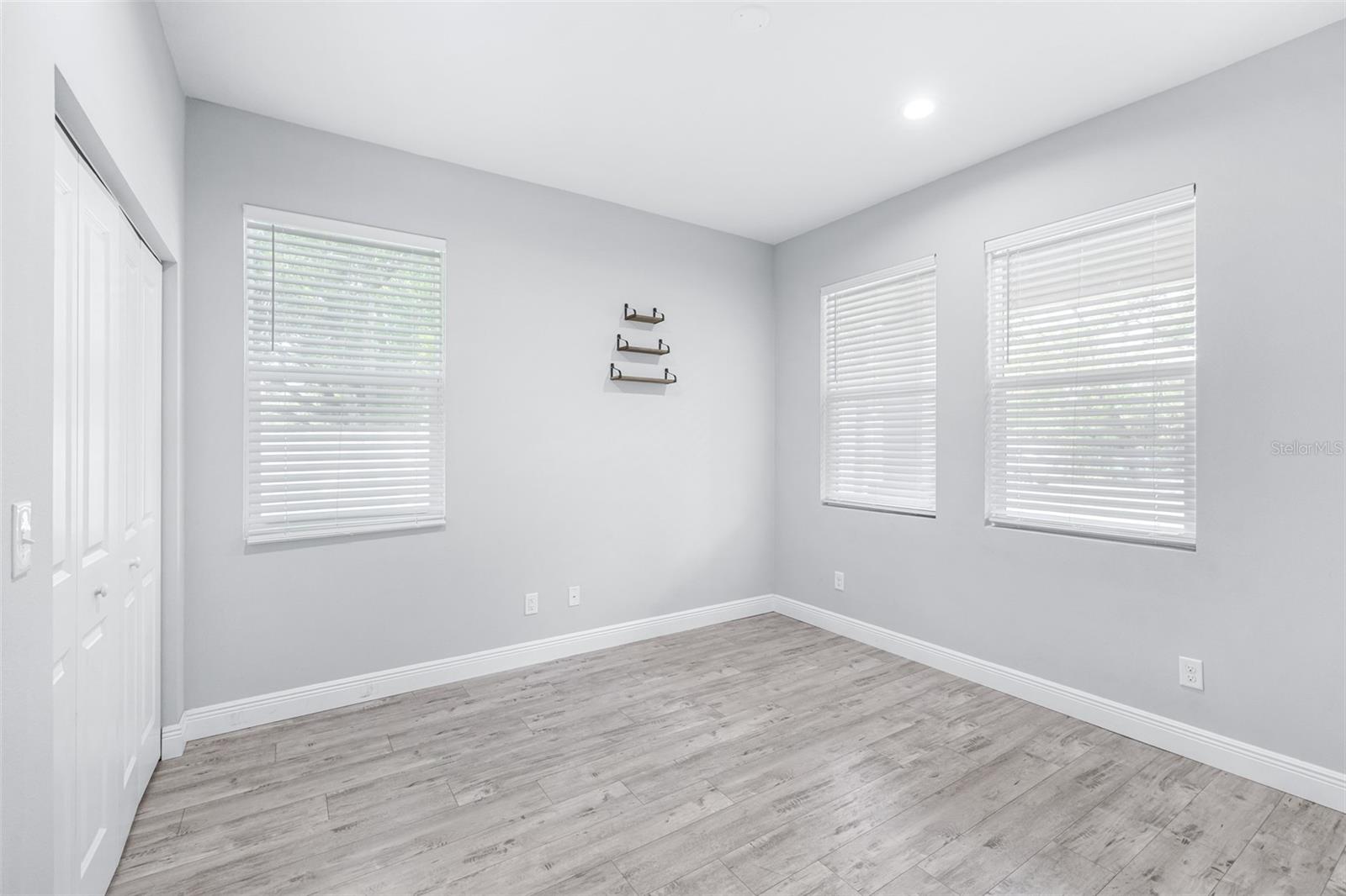 1505 E NORTH BAY ST, TAMPA, FL, 33610