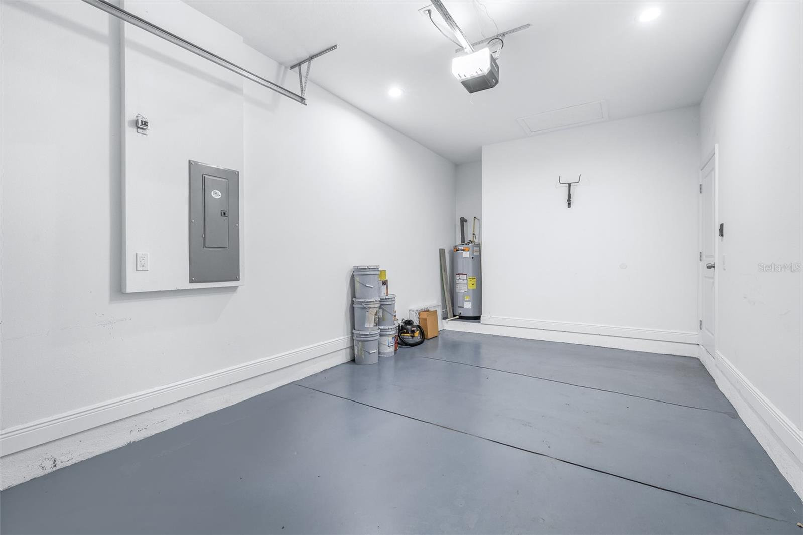 1505 E NORTH BAY ST, TAMPA, FL, 33610