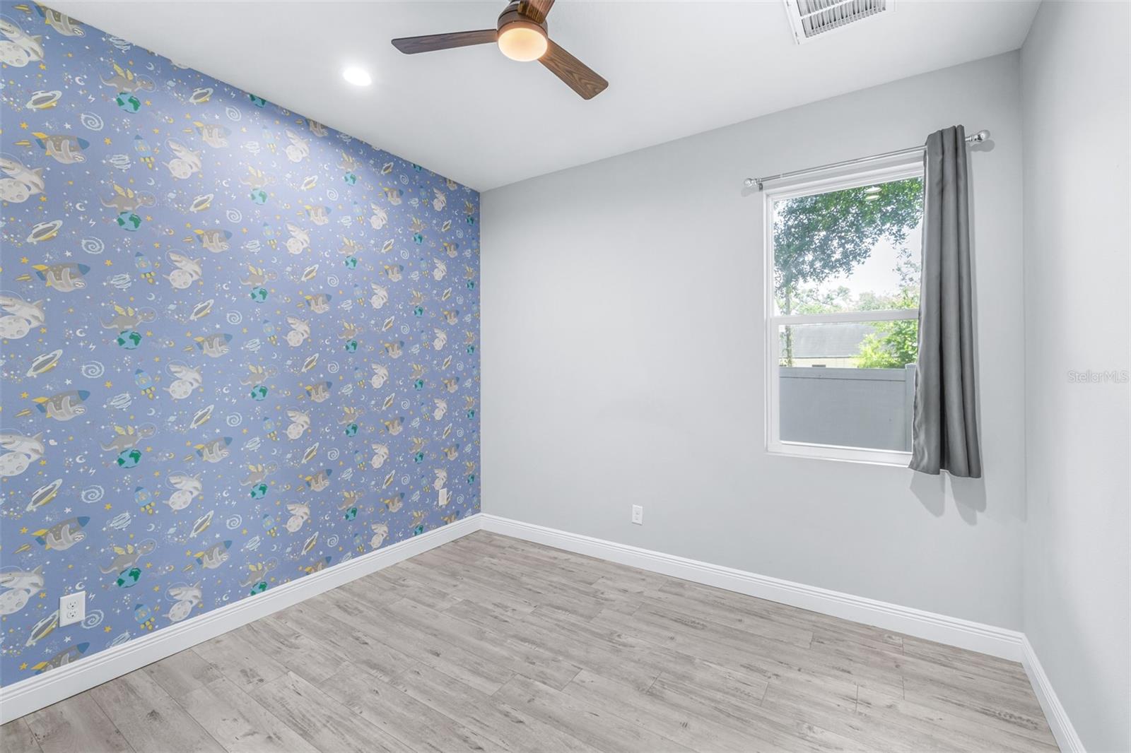 1505 E NORTH BAY ST, TAMPA, FL, 33610