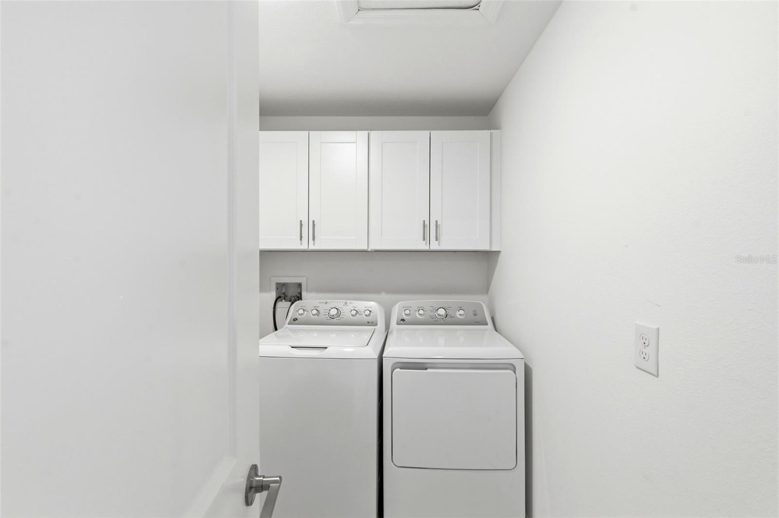 873 TENNYSON MILL CIR, TAMPA, FL, 33619