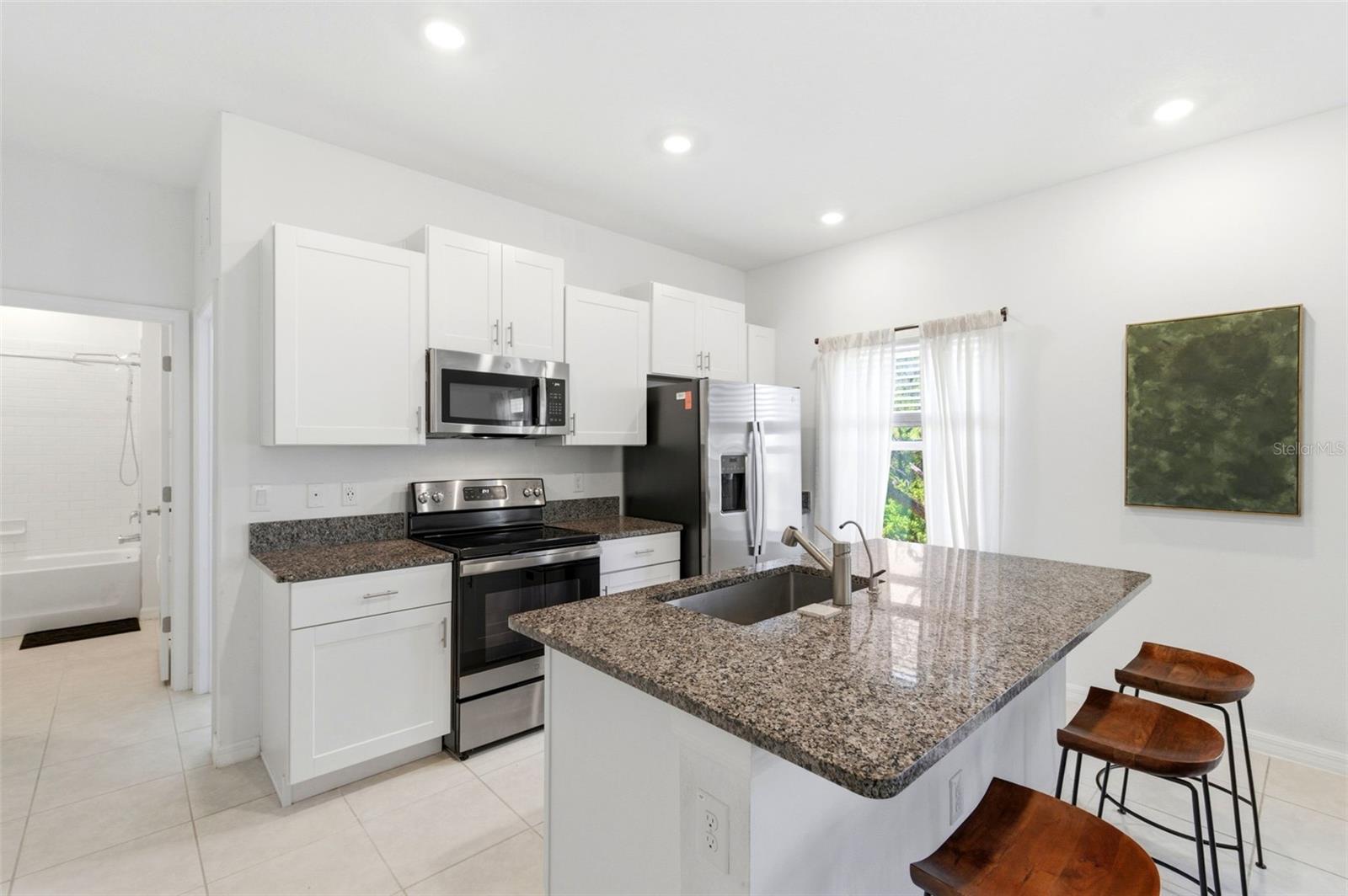 873 TENNYSON MILL CIR, TAMPA, FL, 33619