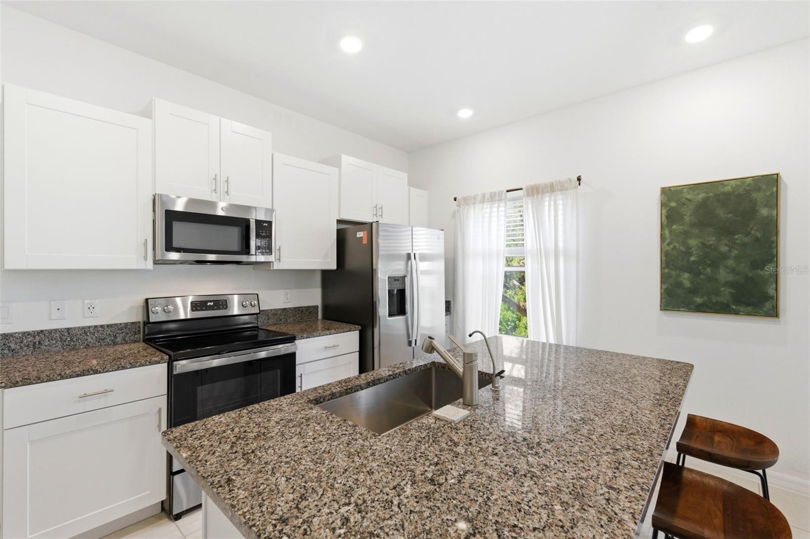 873 TENNYSON MILL CIR, TAMPA, FL, 33619