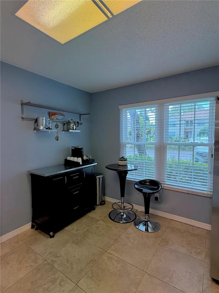 2122 CLOVER HILL RD, PALM HARBOR, FL, 34683