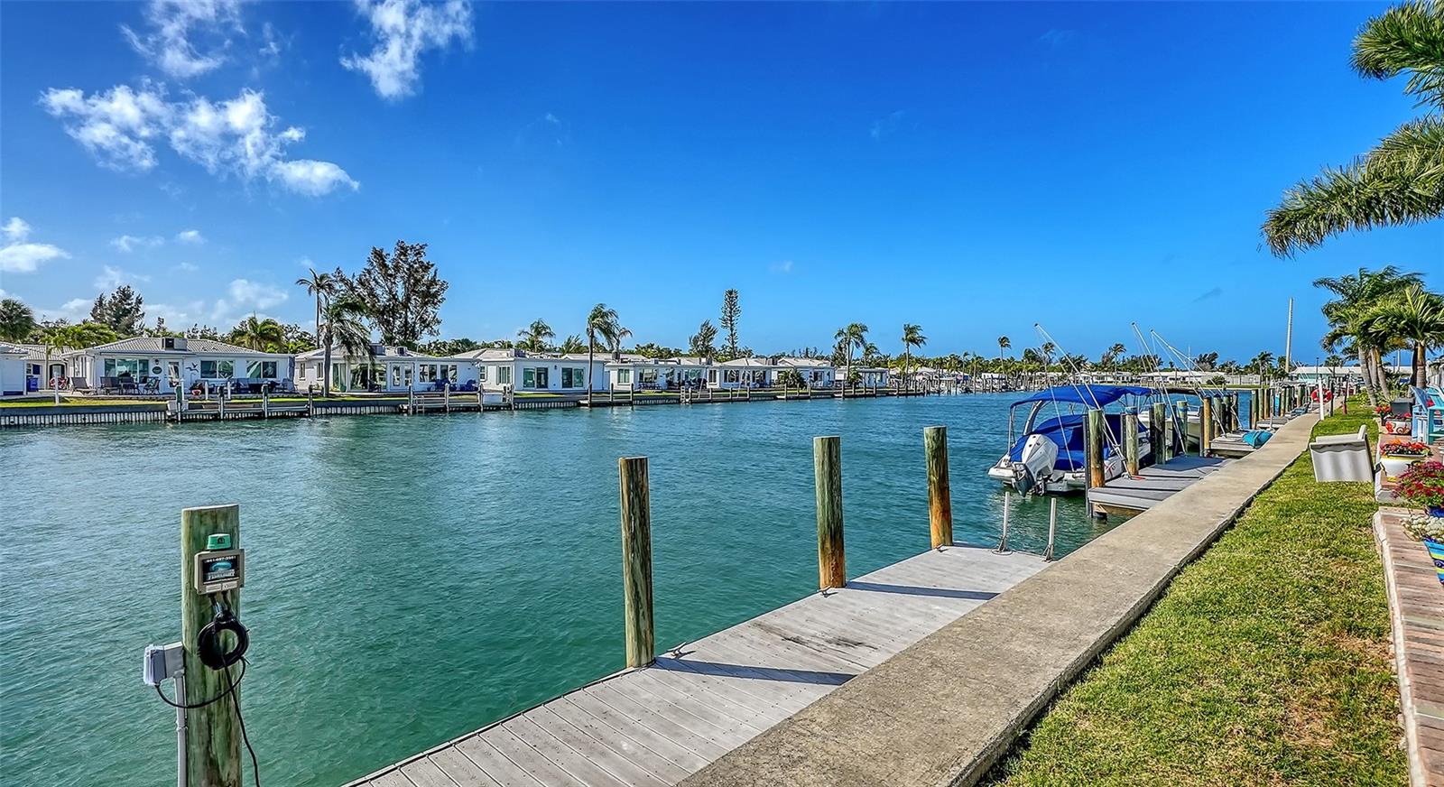 900 SPANISH DR N, LONGBOAT KEY, FL, 34228