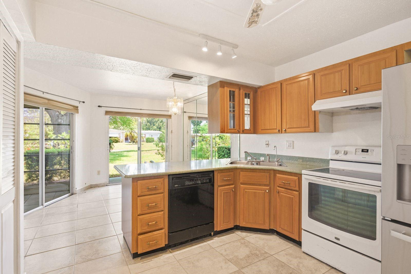 1655 S HIGHLAND AVE #D138, CLEARWATER, FL, 33756