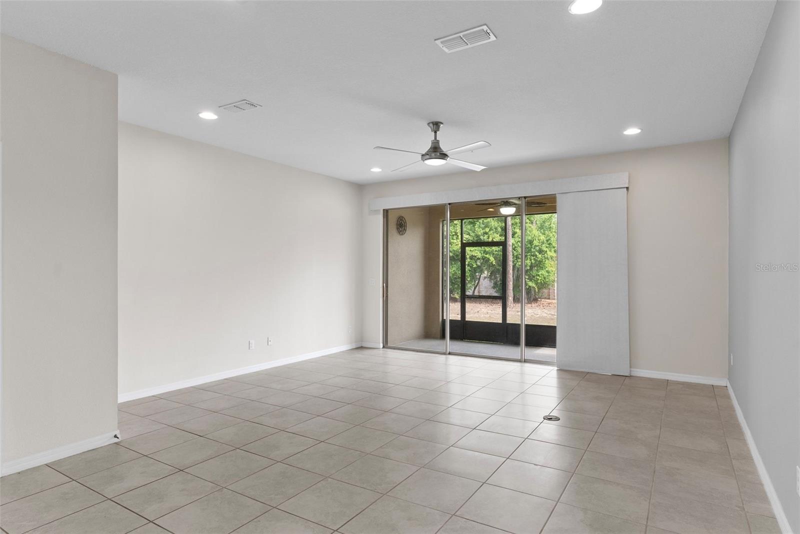 1121 PAVIA DR, APOPKA, FL, 32703