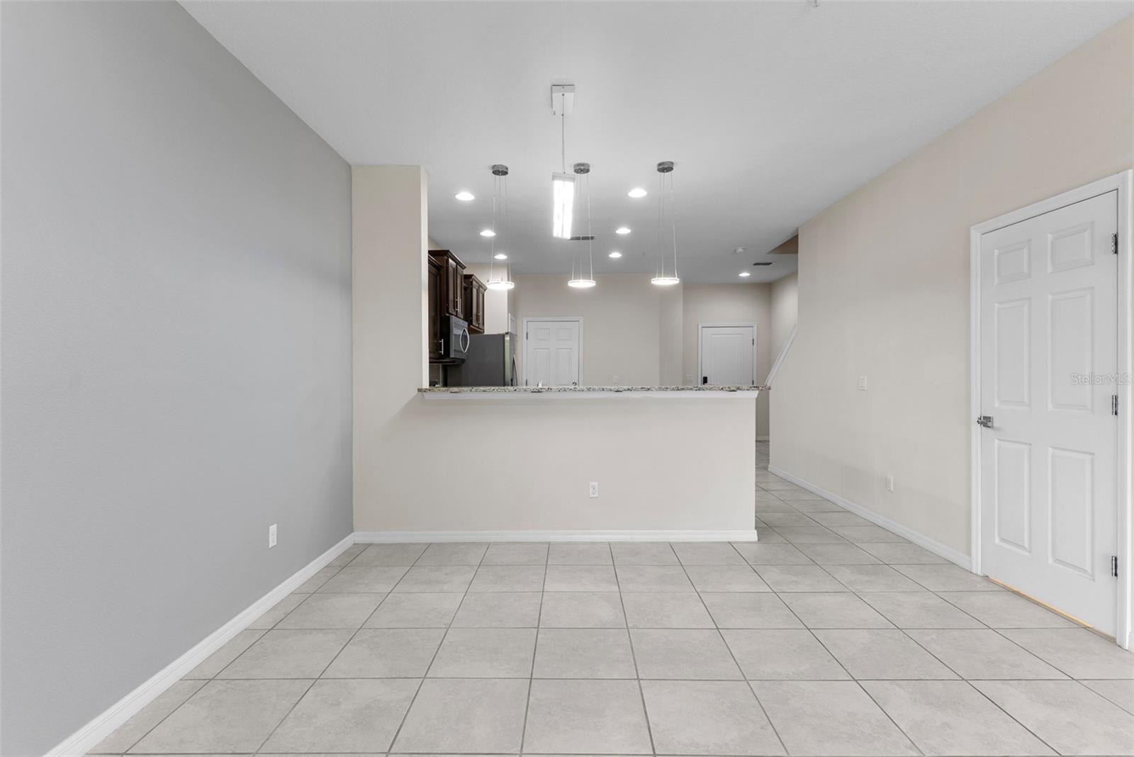 1121 PAVIA DR, APOPKA, FL, 32703