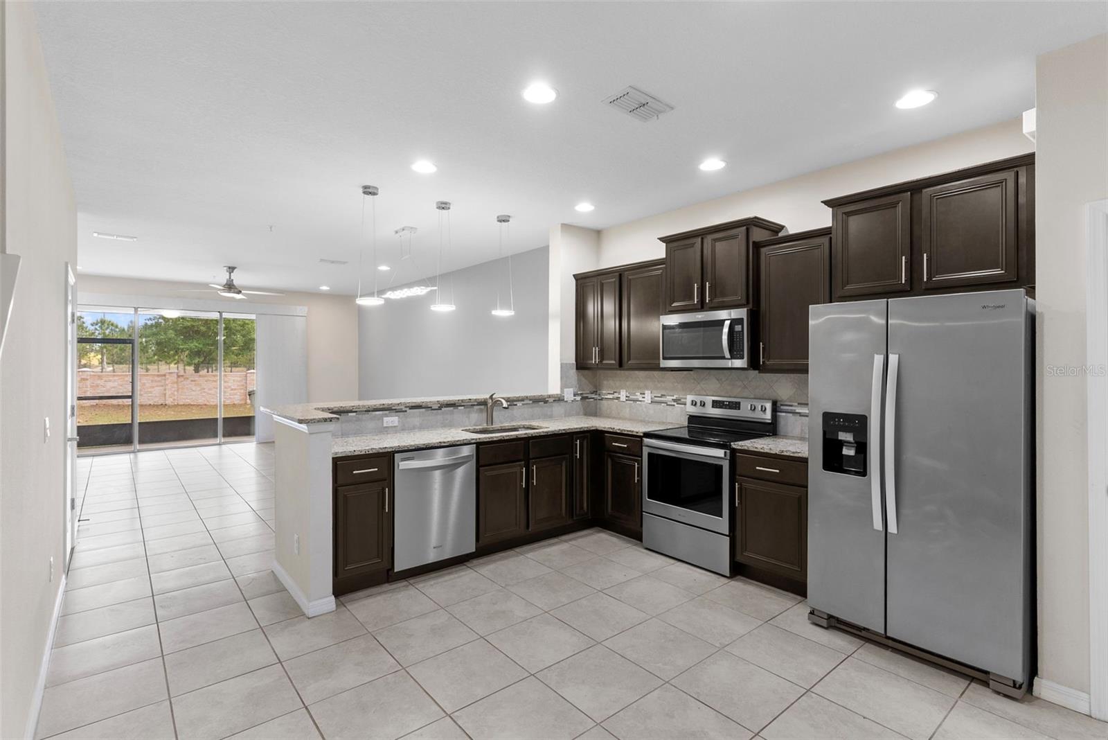 1121 PAVIA DR, APOPKA, FL, 32703