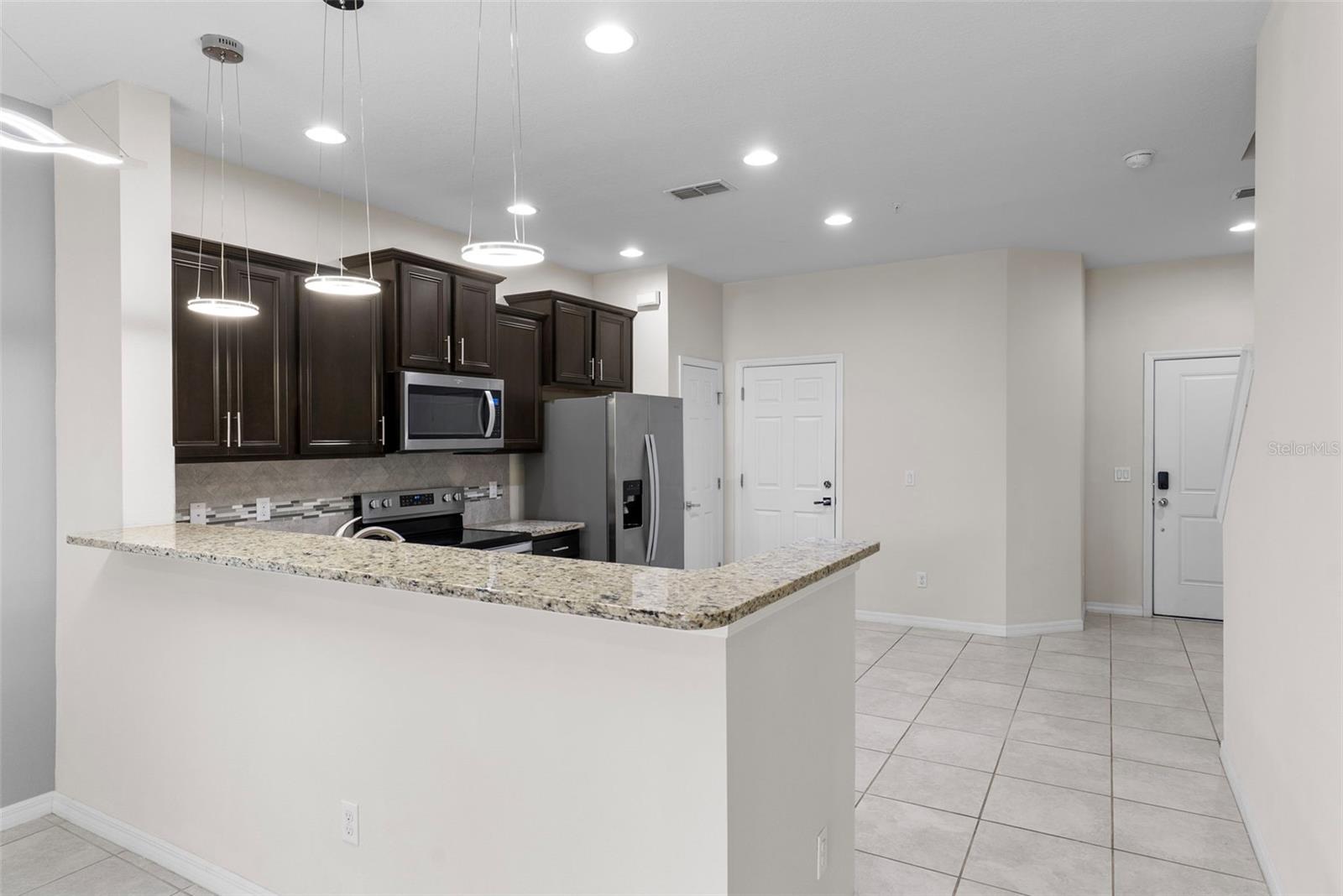 1121 PAVIA DR, APOPKA, FL, 32703