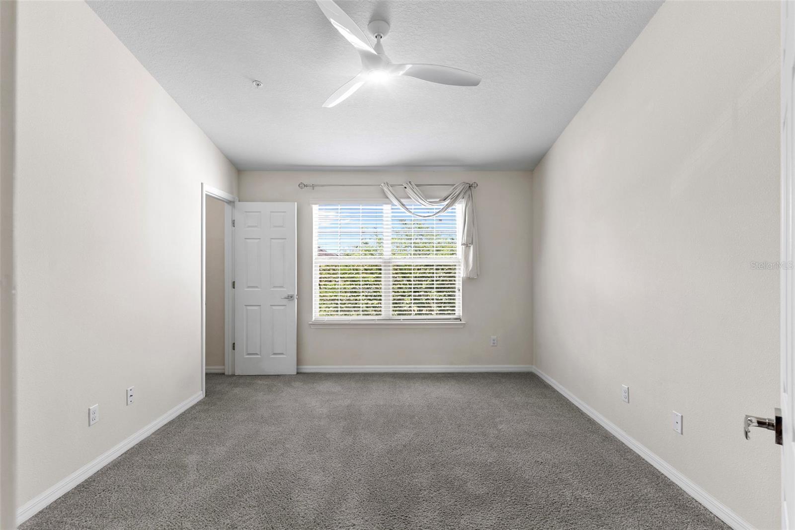 1121 PAVIA DR, APOPKA, FL, 32703