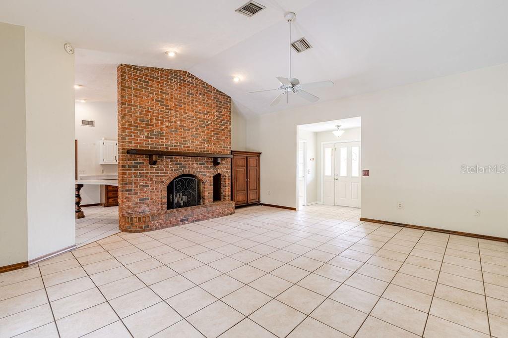 1606 FAHNSTOCK ST, EUSTIS, FL, 32726