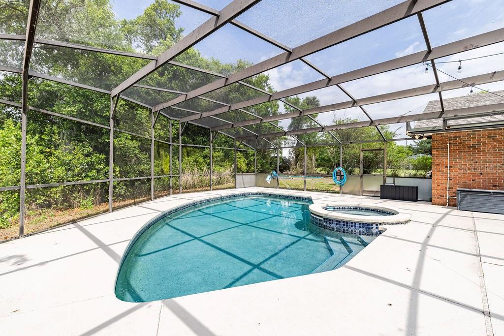 1606 FAHNSTOCK ST, EUSTIS, FL, 32726