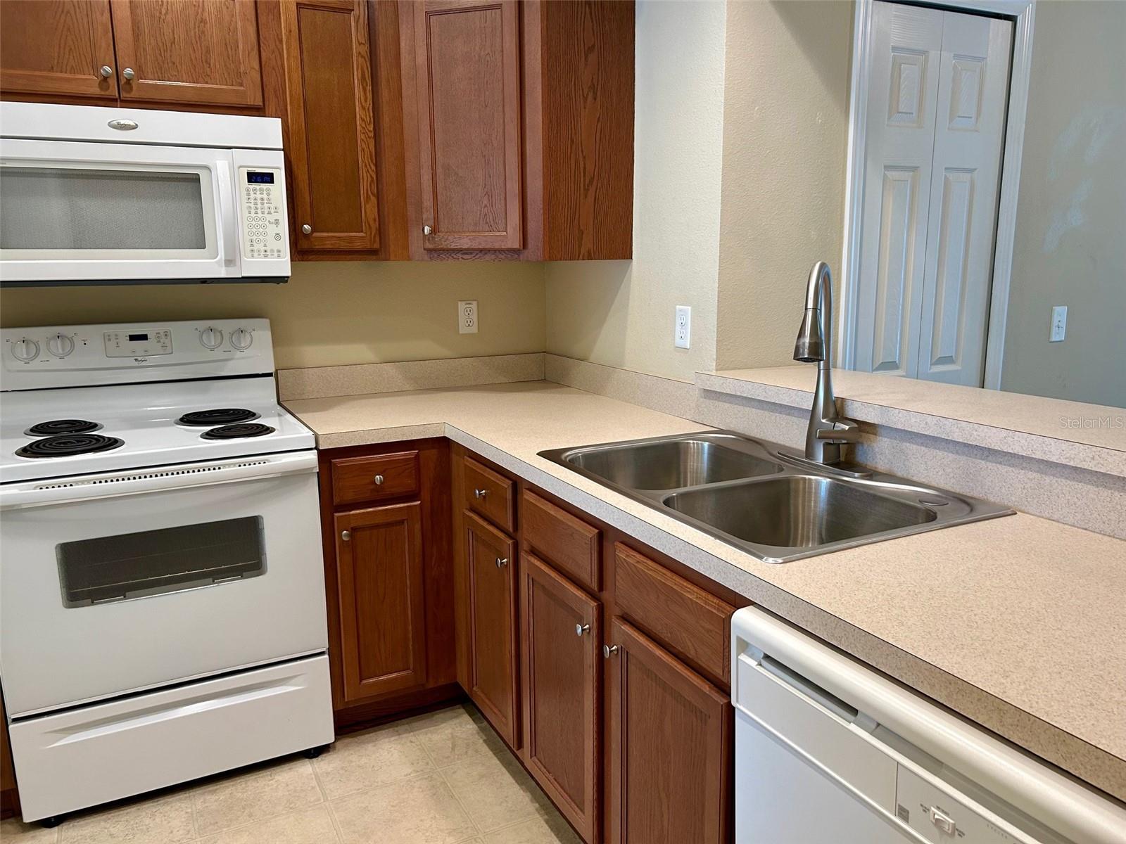 2078 SUN DOWN DR, CLEARWATER, FL, 33763