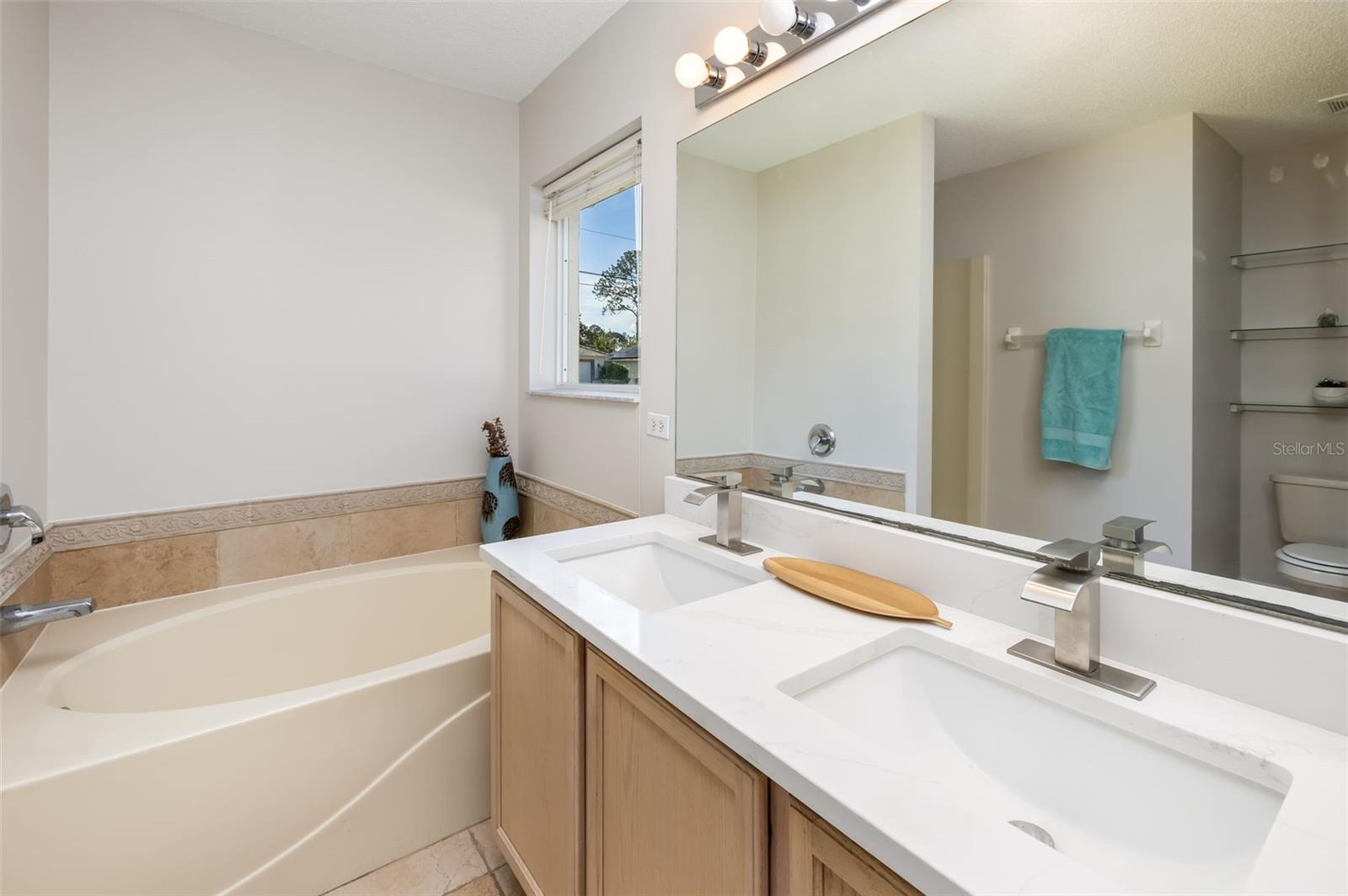 19 PRESTWICK LN, PALM COAST, FL, 32164