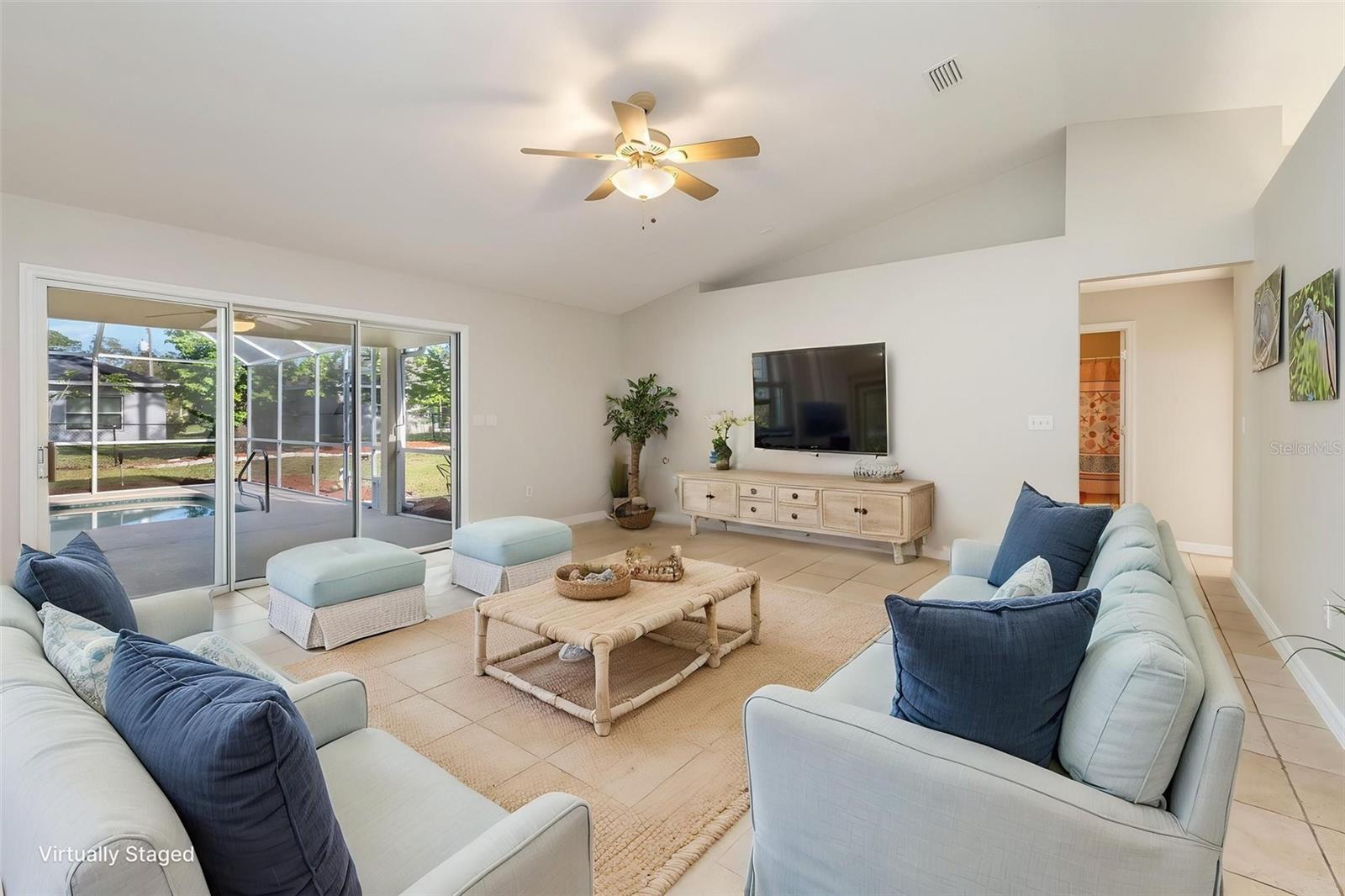 19 PRESTWICK LN, PALM COAST, FL, 32164