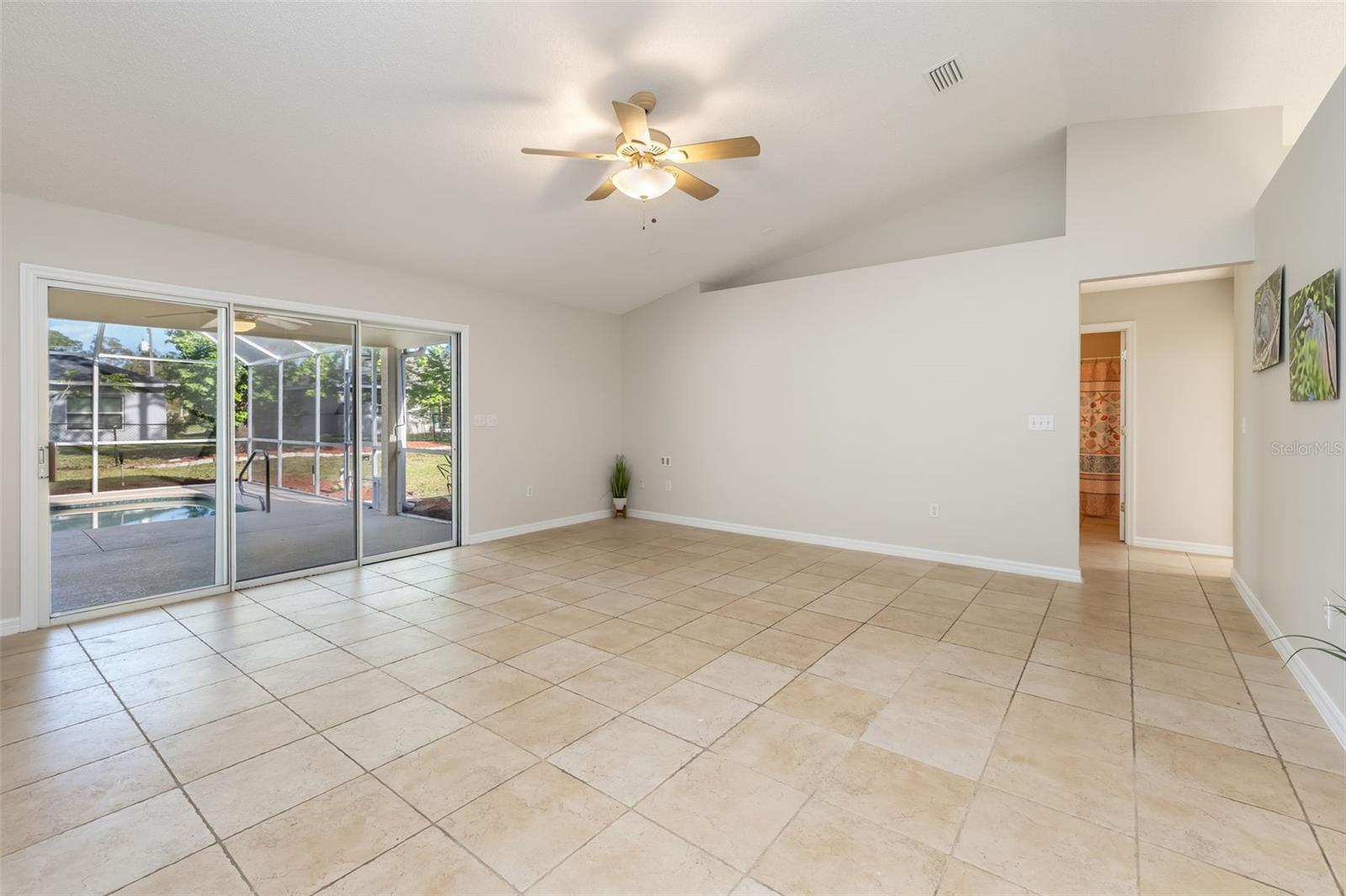 19 PRESTWICK LN, PALM COAST, FL, 32164