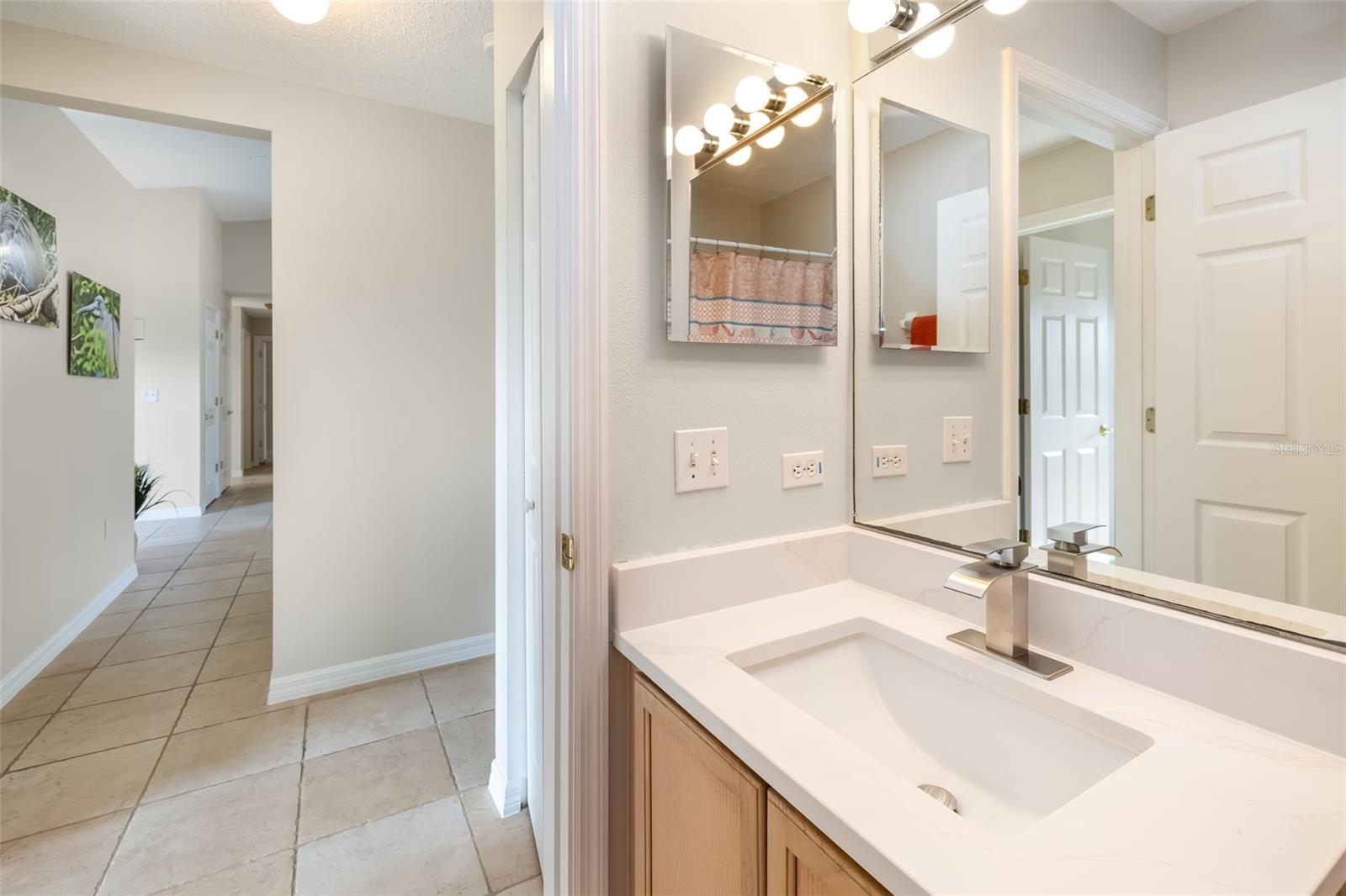 19 PRESTWICK LN, PALM COAST, FL, 32164