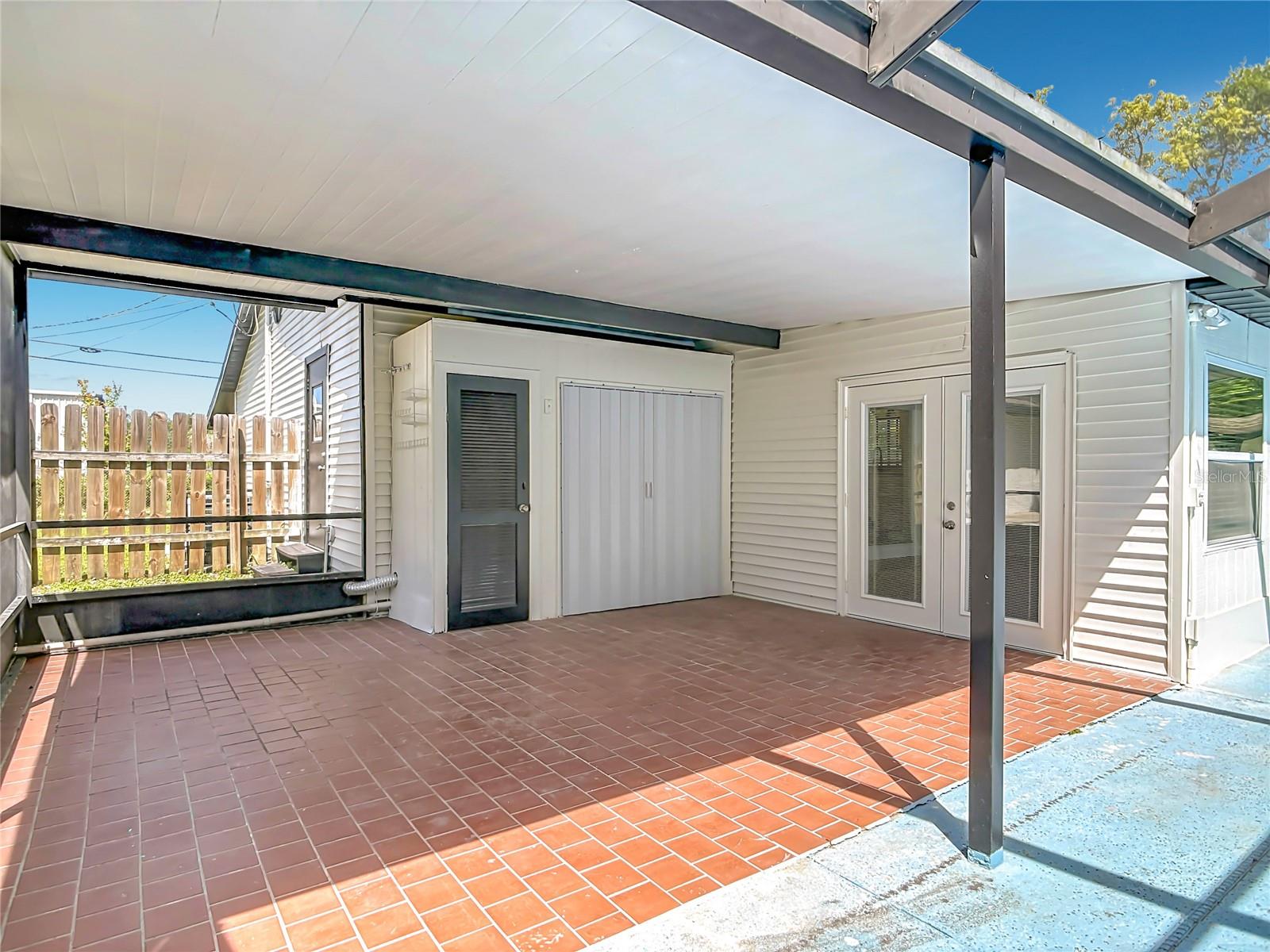 1415 FRANCES DR, DAYTONA BEACH, FL, 32124