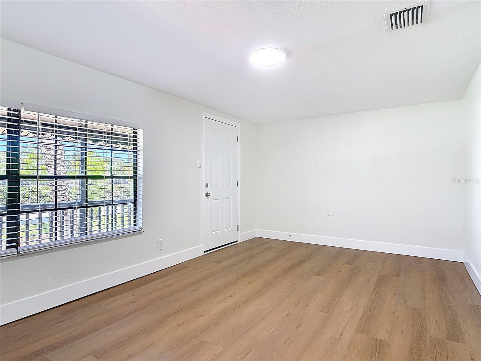 1415 FRANCES DR, DAYTONA BEACH, FL, 32124