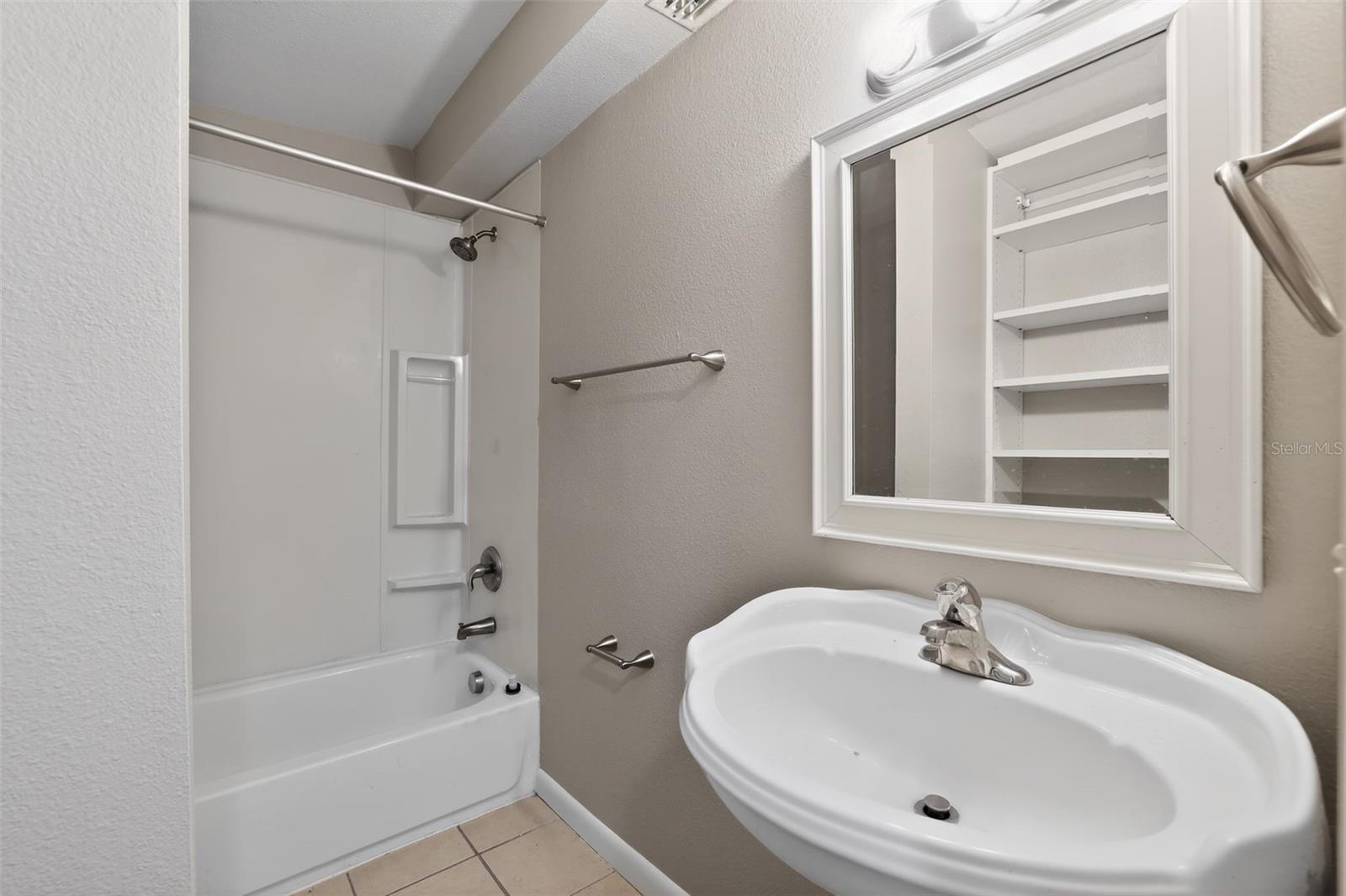 4019 7TH AVE N, ST PETERSBURG, FL, 33713