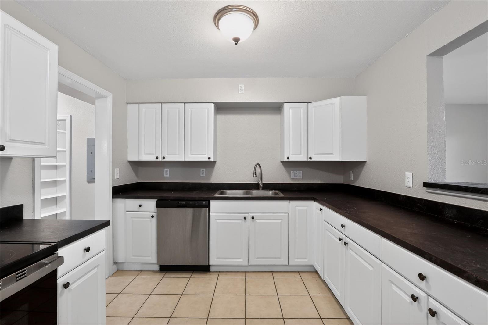 4019 7TH AVE N, ST PETERSBURG, FL, 33713