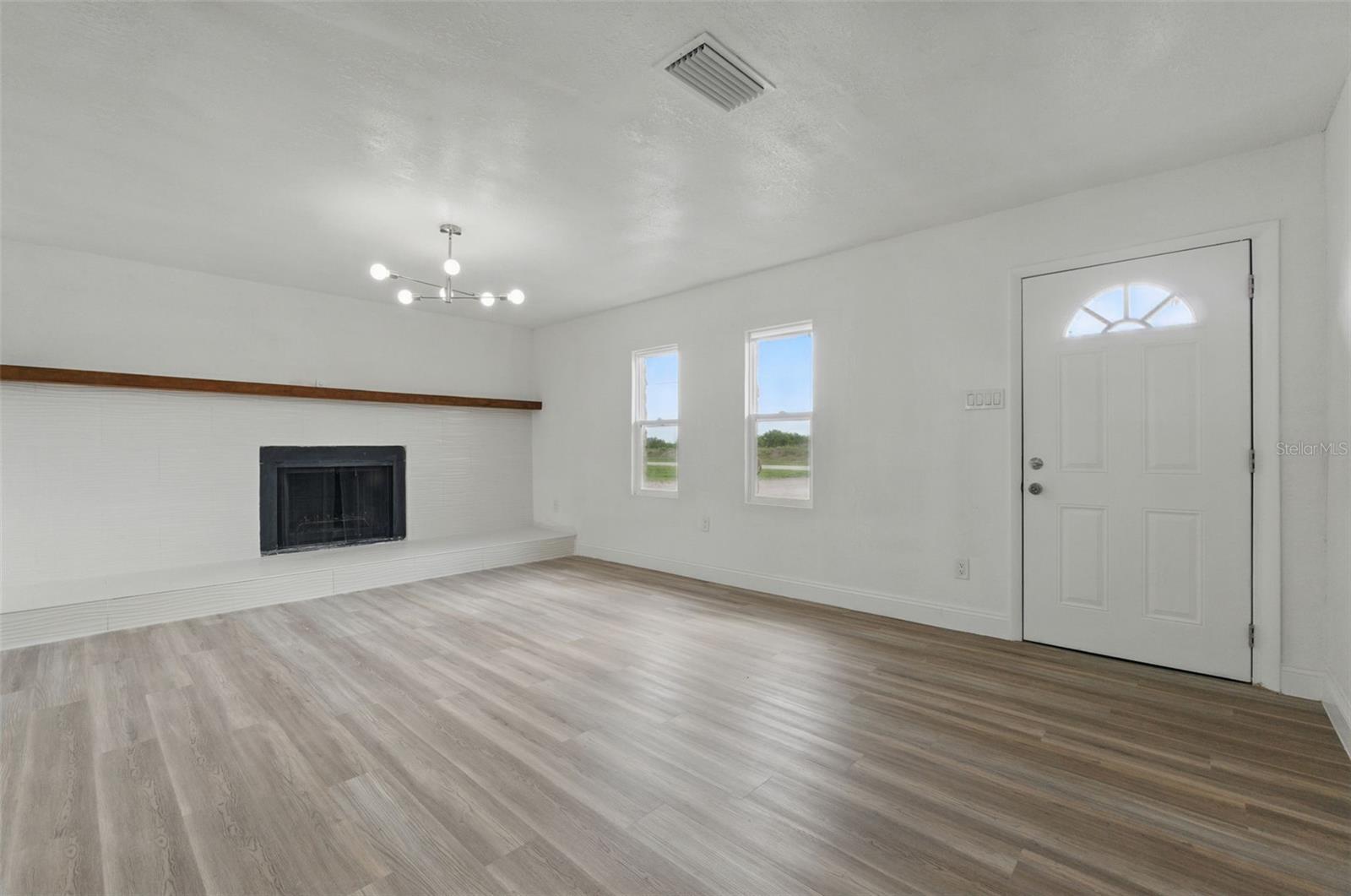 8812 OAKWOOD DR, LAKE WALES, FL, 33898