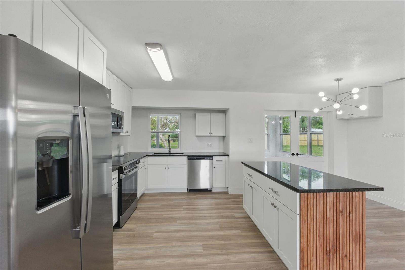 8812 OAKWOOD DR, LAKE WALES, FL, 33898