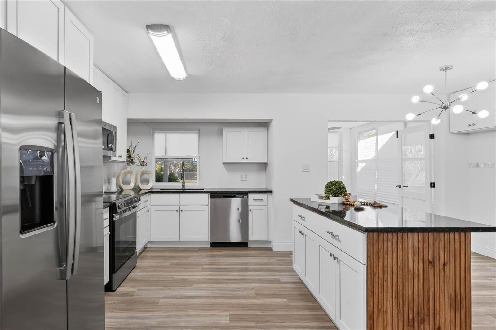 8812 OAKWOOD DR, LAKE WALES, FL, 33898