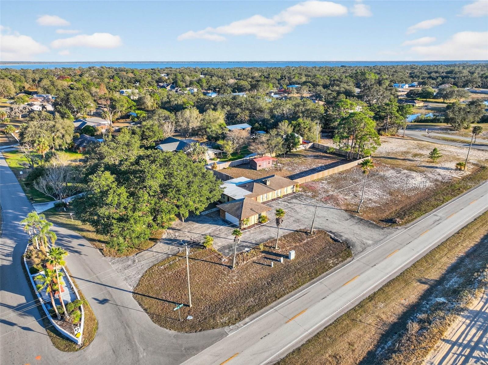 8812 OAKWOOD DR, LAKE WALES, FL, 33898