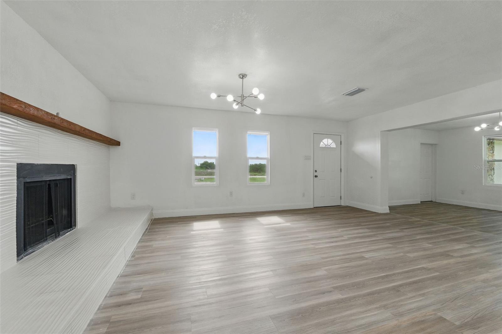 8812 OAKWOOD DR, LAKE WALES, FL, 33898