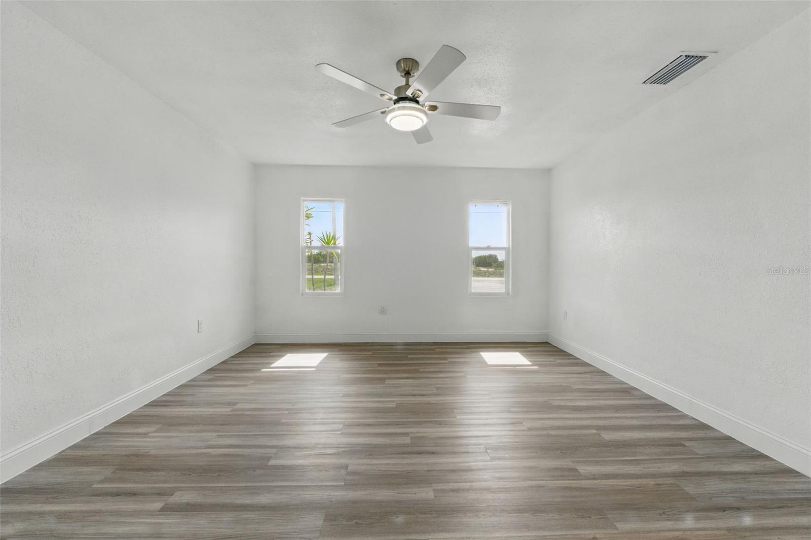 8812 OAKWOOD DR, LAKE WALES, FL, 33898