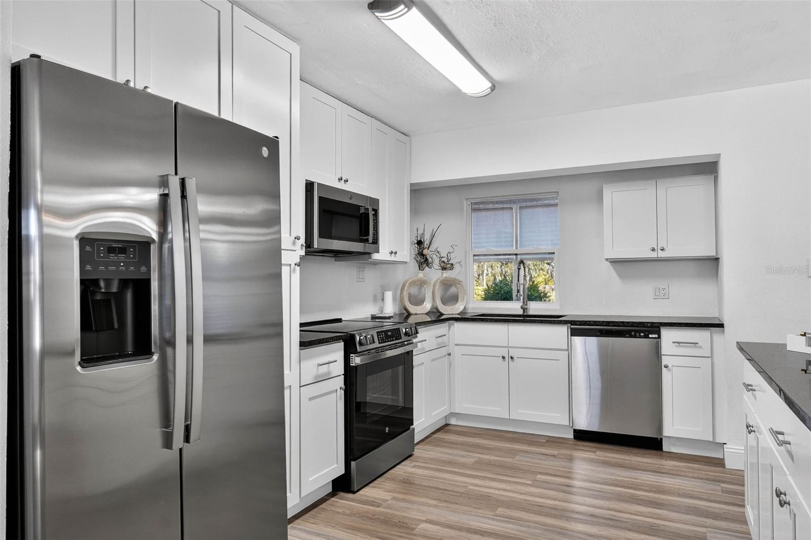 8812 OAKWOOD DR, LAKE WALES, FL, 33898