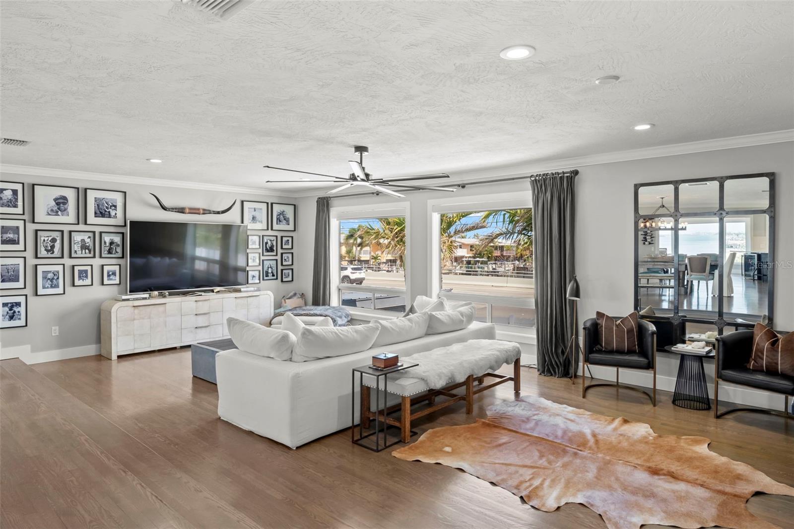 439 CAUSEWAY BLVD, DUNEDIN, FL, 34698