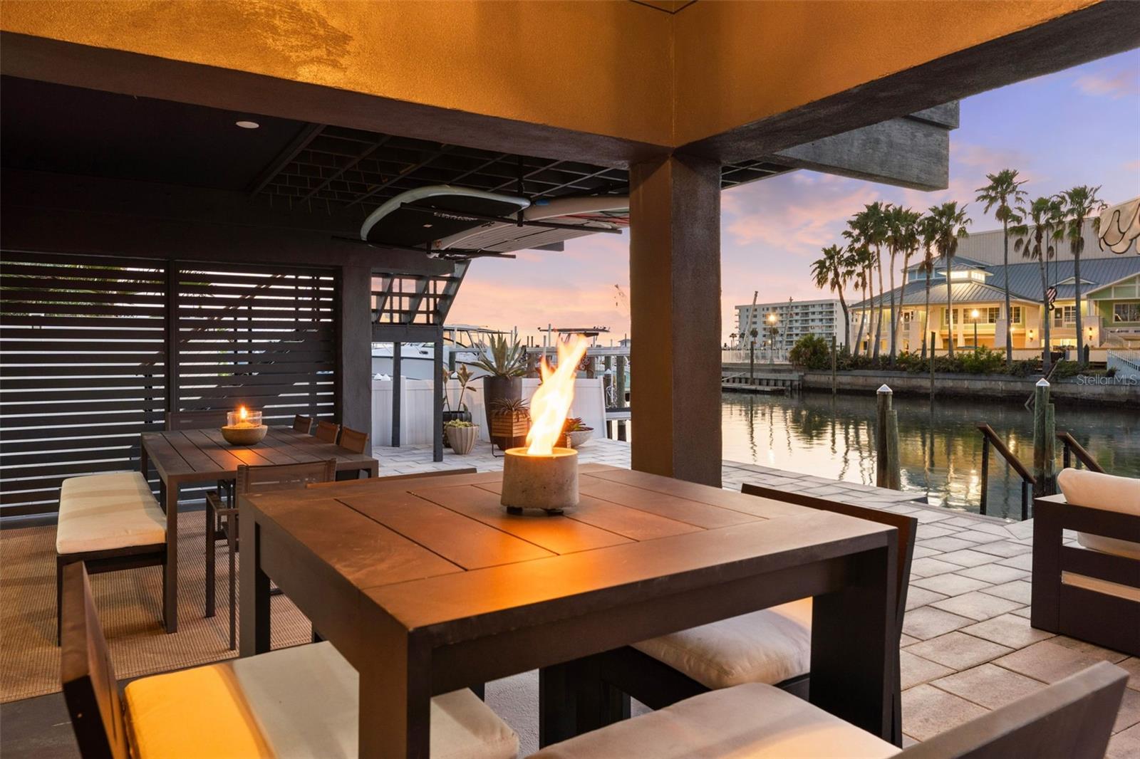 439 CAUSEWAY BLVD, DUNEDIN, FL, 34698