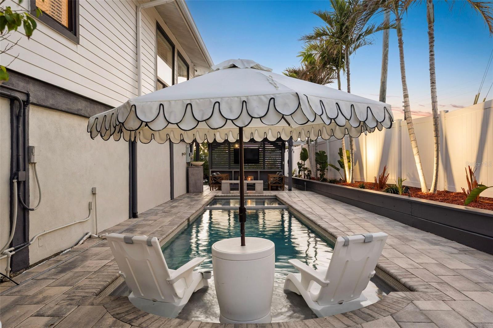 439 CAUSEWAY BLVD, DUNEDIN, FL, 34698