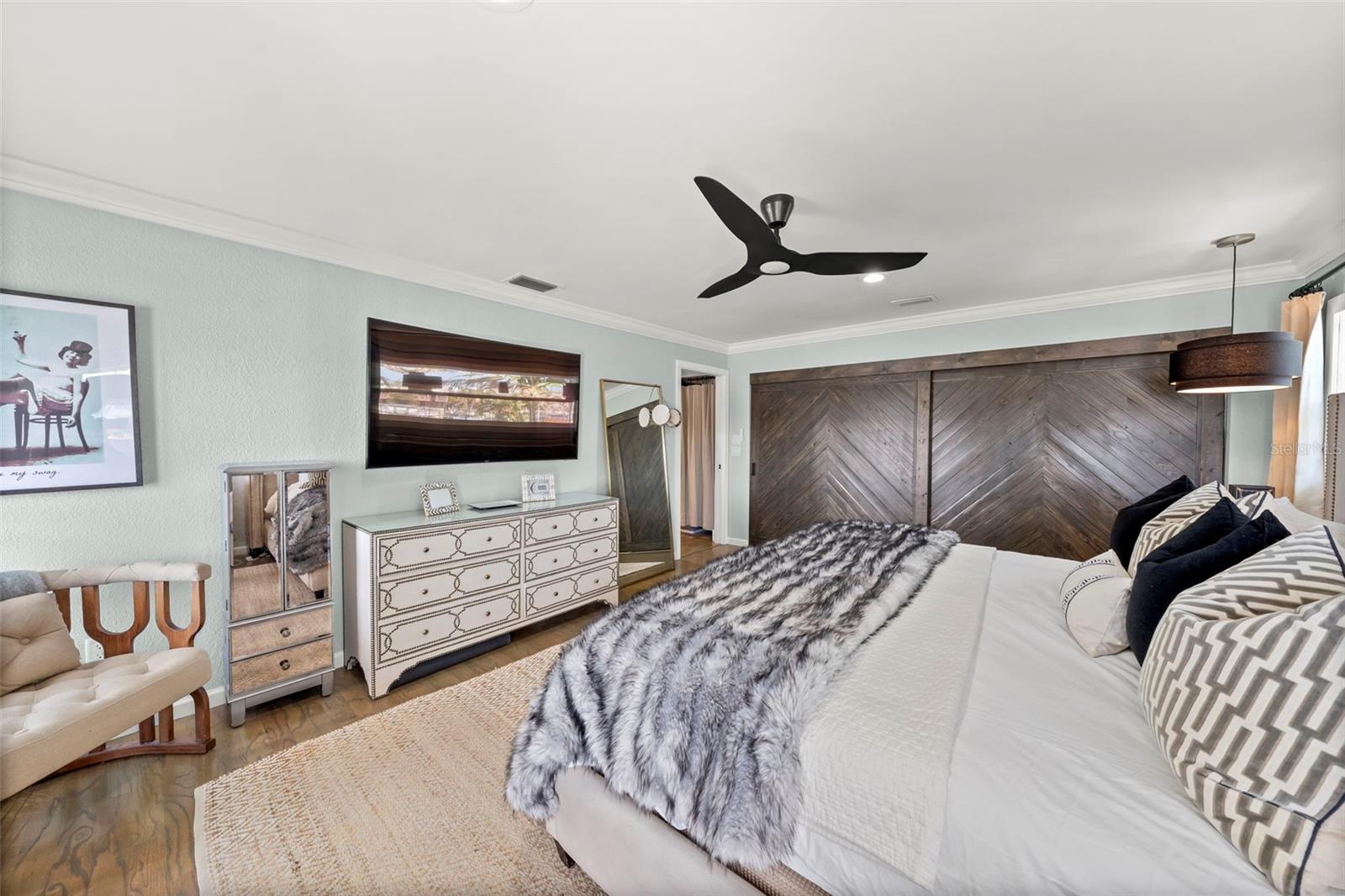 439 CAUSEWAY BLVD, DUNEDIN, FL, 34698