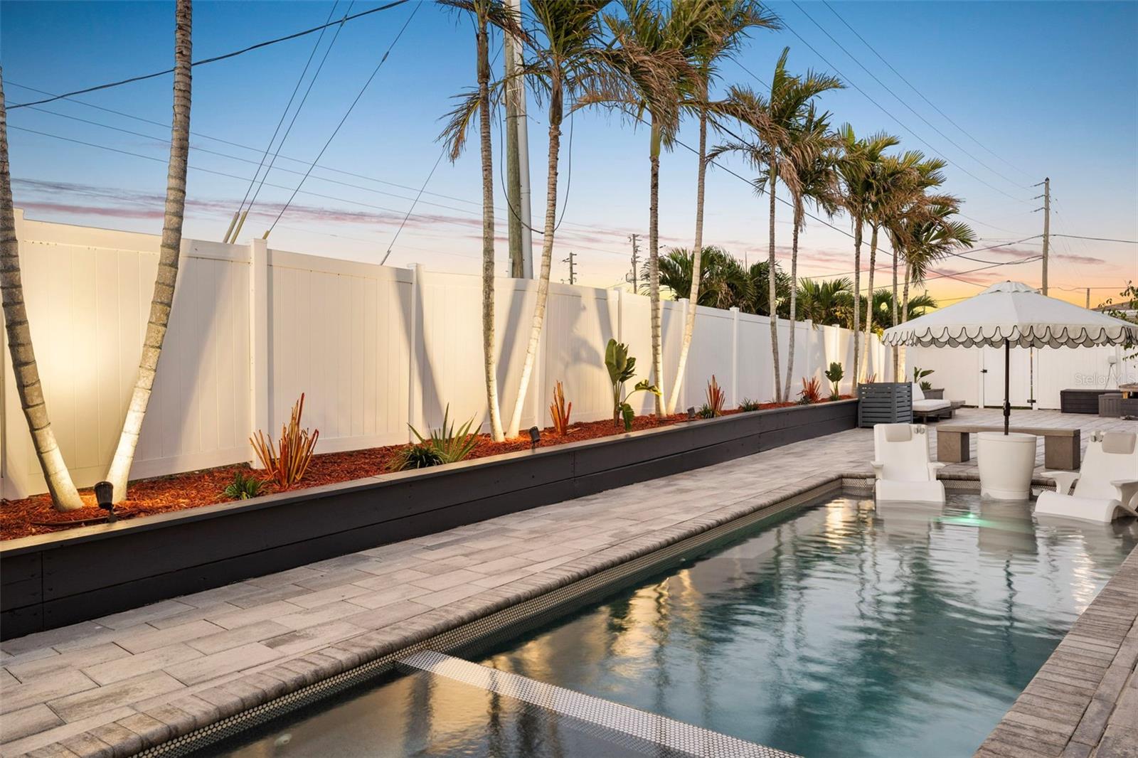 439 CAUSEWAY BLVD, DUNEDIN, FL, 34698