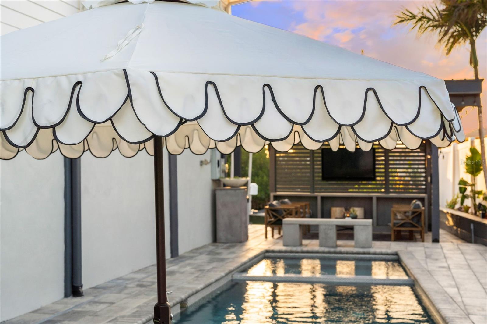 439 CAUSEWAY BLVD, DUNEDIN, FL, 34698