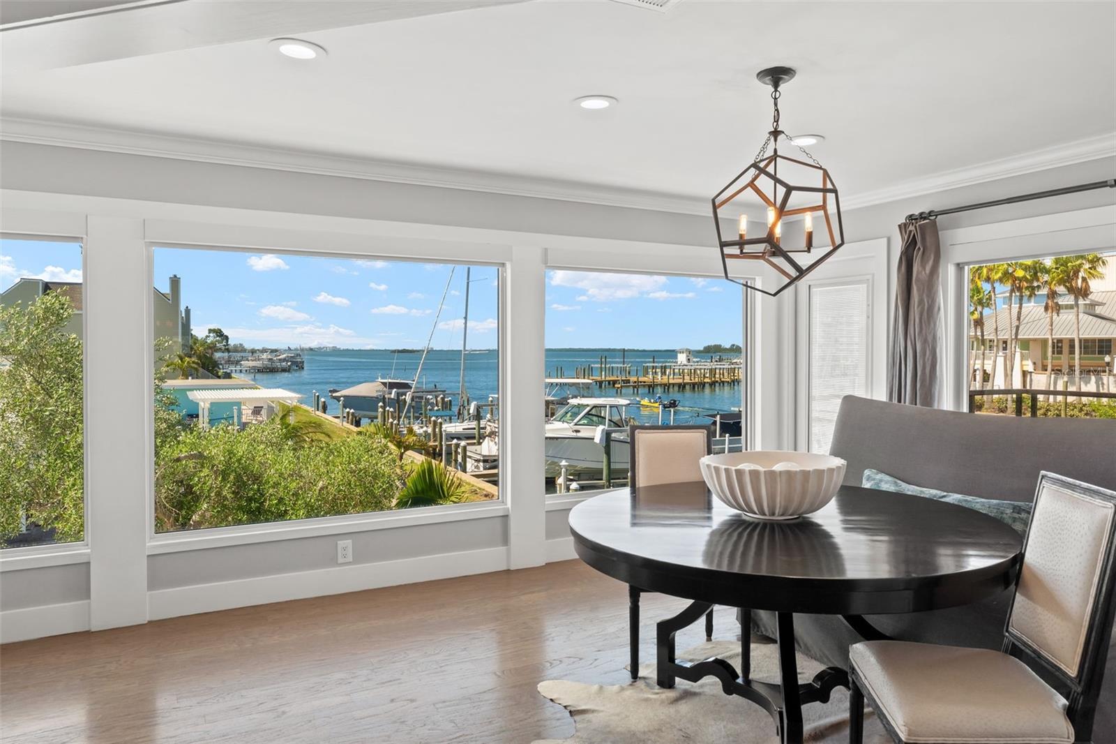 439 CAUSEWAY BLVD, DUNEDIN, FL, 34698